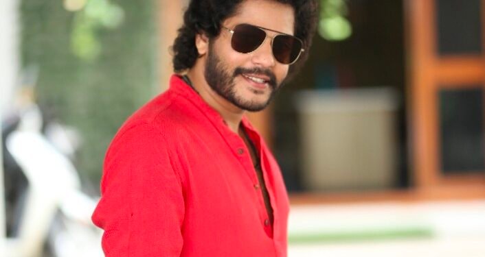 ‘ఉరుకు పటేల’ ఫ్యామిలీ అంతా కలిసి చూసేలా వినోదాత్మకంగా ఉంటుంది- హీరో తేజస్ కంచర్ల