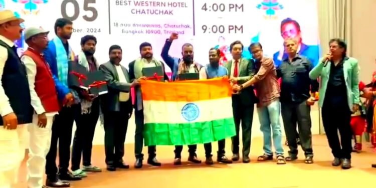 ప్రపచవ్యాప్తంగా మన్యం ధీరుడు సినిమాలోని “నమోస్తుతే నమోస్తుతే భారత మాతా” పాటకు ప్రశంసలు