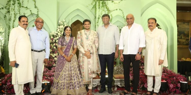 ఘనంగా జరిగిన ఫిలిం ఫైనాన్స్ బంగారు బాబు కొడుకు నిశ్చితార్థం