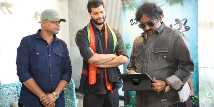 డైనమిక్ డైరెక్టర్ వి.వి.వినాయక్ చేతుల మీదుగా ఆటిట్యూడ్ స్టార్ చంద్రహాస్ “బరాబర్ ప్రేమిస్తా” మూవీ టీజర్ రిలీజ్