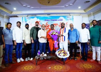 దాసరి గారికి ఎన్నో పాటలను అందించిన గొప్ప రచయిత వరంగల్ శ్రీనివాస్: దర్శకుడు సముద్ర