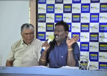 శింగనమల రమేష్…మా పెట్టుబడితో “కొమరంపులి, ఖలేజా” సినిమాలను తీసి. మా డబ్బులు తిరిగి ఇవ్వకుండా మోసం చేశాడు