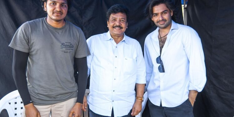 రాజమండ్రిలో #RAPO22 చిత్రీకరణలో రామ్ పోతినేనిని కలిసిన ఏపీ సినిమాటోగ్రఫీ, పర్యాటక శాఖామాత్యులు కందుల దుర్గేష్