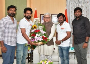  ఏప్రిల్‌ 25న ‘సోదరా’ చిత్రం విడుదల నేపథ్యంలో తెలంగాణ గవర్నర్ ను గౌరవప్రదంగా కలిసిన సోదరా టీం