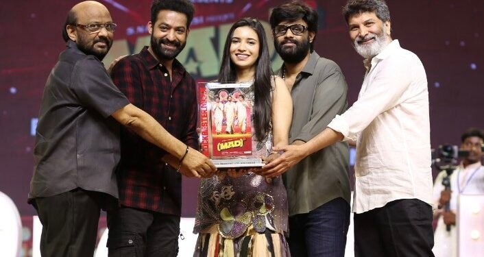 నవ్వించడం గొప్ప వరం.. ‘మ్యాడ్ స్క్వేర్’ లాంటి సినిమాలు మరిన్ని రావాలి : మ్యాన్ ఆఫ్ మాసెస్ ఎన్టీఆర్