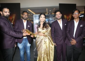 వింధ్య గోల్డ్ బార్ ఛాలెంజ్ ఈవెంట్ లాంచ్ చేసిన నటి అనన్య నాగళ్ల