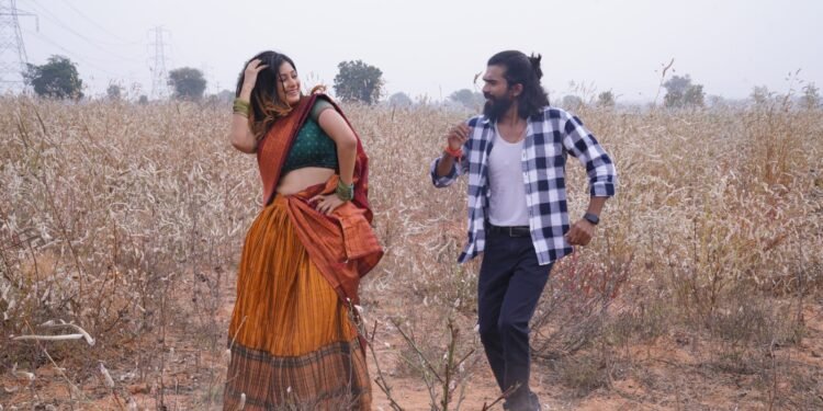 బ్రహ్మాండ మూవీ నుండి ‘ఏమైనాదే పిల్ల’ సాంగ్ రిలీజ్..