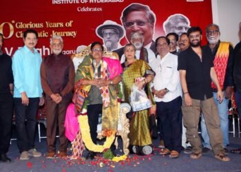 సినీ ప్రముఖుల సమక్షంలో ఘనంగా లెజెండరీ సినిమాటోగ్రాఫర్, డైరెక్టర్ ఎంవీ రఘు 50 ఏళ్ల గోల్డెన్ జూబ్లీ సెలబ్రేషన్స్