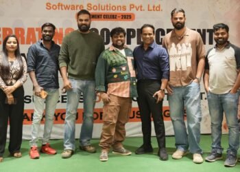 విక్యూబ్ సాఫ్ట్‌వేర్ ట్రైనింగ్ ఇన్‌స్టిట్యూట్ అభినందన కార్యక్రమంలో పాల్గొన్న బిగ్ బాస్ ఫేమ్ టేస్టీ తేజ