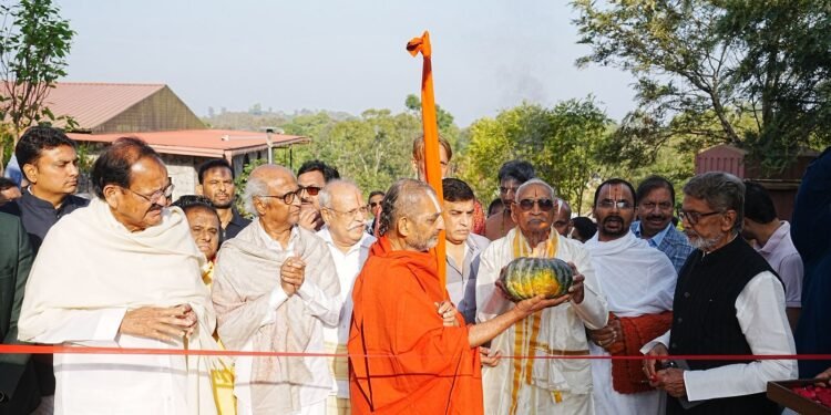 కూర్గ్ లో గ్రీన్ పార్క్ రిసార్ట్ అండ్ స్పా ప్రారంభమ్… చిన్న జీయర్ స్వామి , రజనీకాంత్ చేతుల మీదుగా ఆరంభం