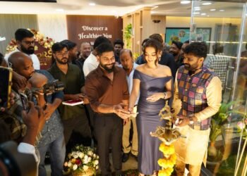 హిమ‌య‌త్‌న‌గ‌ర్‌లో ‘కలర్స్ హెల్త్ కేర్ 2.O’ ప్రారంభించిన‌ హీరోయిన్ కేథరీన్ థెరీసా