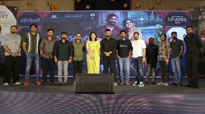 “పళ్లిచట్టంబి” మా డ్రీమ్ ప్రాజెక్ట్, ఏప్రిల్ 10వ తేదీ నుంచి ఇది మనందరి సినిమా కాబోతోంది- హీరో టొవినో థామస్