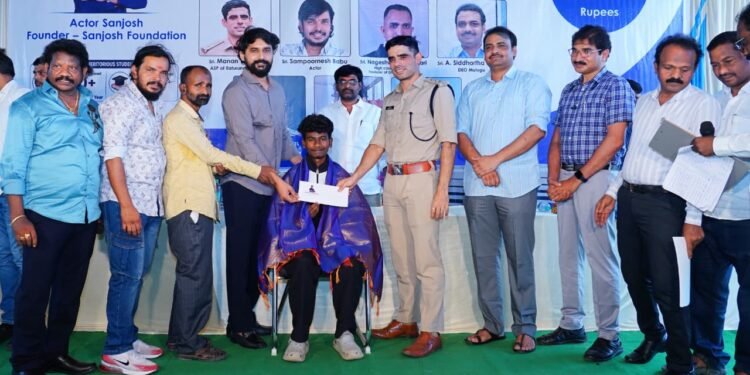 చిన్న హీరో – పెద్ద సహాయం నటుడు Sanjosh సేవా కార్యక్రమాలకు ప్రశంసలు