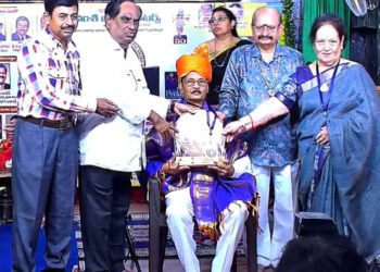 భగీరథకు వంశీ ఎన్ .టి .ఆర్.మహానంది గ్లోబల్ అవార్డు