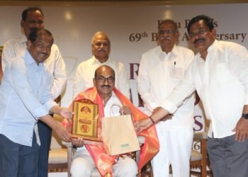 రాజుబాబు జయంతి అందరికీ స్ఫూర్తినివ్వాలి- స్మారక అవార్డుల ప్రదానంలో టి.డి. జనార్థన్
