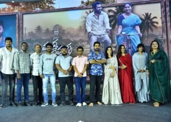 ‘బిచ్చగాడు’ కంటే ‘వంద దేవుళ్ళు’ విజయం సాధించాలని కోరుకుంటున్నాను.. ‘వంద దేవుళ్ళు’ ప్రీ రిలీజ్ ఈవెంట్‌లో నిహారిక కొణిదెల