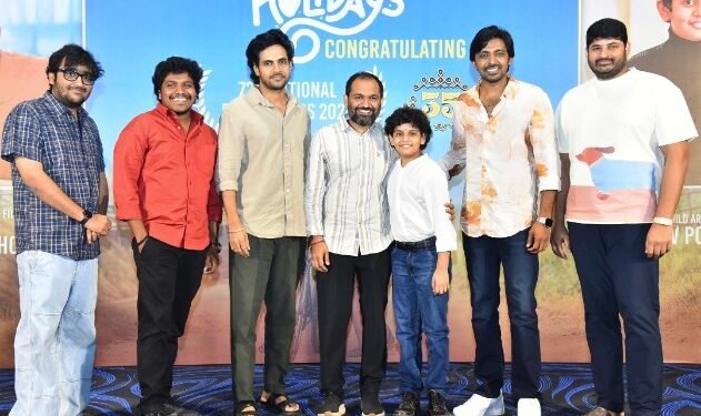 రెండు నేషనల్ అవార్డ్స్ సాధించిన “35 చిన్న కథ కాదు” సినిమా టీమ్ ను అభినందించిన “సమ్మర్ హాలిడేస్” మూవీ టీమ్