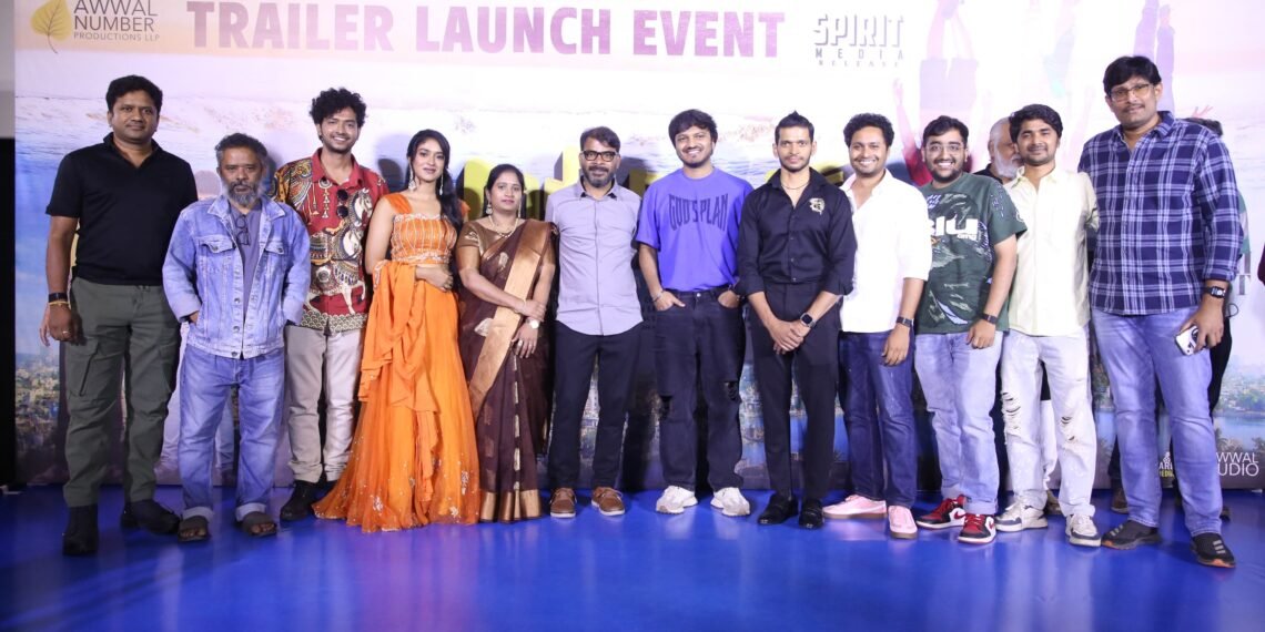 ‘అమీర్ లోగ్’ చాలా రియలిస్టిక్‌గా, రా గా అనిపిస్తోంది.. ట్రైలర్ లాంచ్ ఈవెంట్‌లో ‘లిటిల్ హార్ట్స్’ డైరెక్టర్ సాయి మార్తాండ్