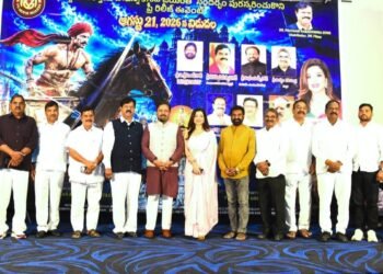 సినీ, రాజకీయ ప్రముఖుల సమక్షంలో ఘనంగా “సర్దార్ సర్వాయి పాపన్న” సినిమా ప్రీ రిలీజ్ ఈవెంట్