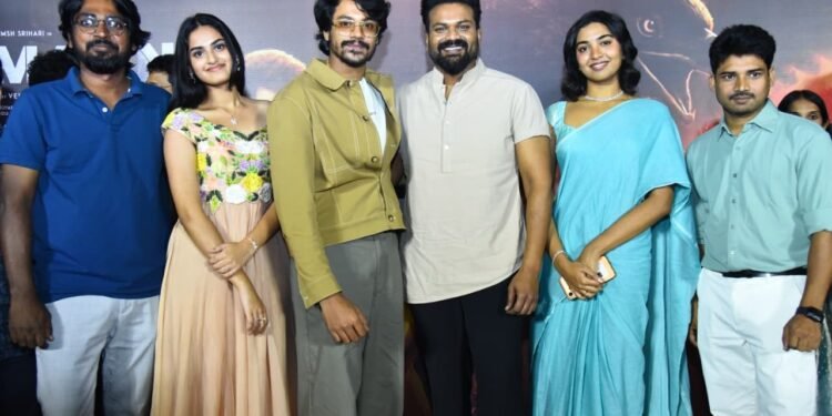 ‘ఆస్మాన్’ గొప్ప హిట్ అవ్వాలని కోరుకుంటున్నాను.. టీజర్ లాంచ్ ఈవెంట్‌లో రా కింగ్ మంచు మనోజ్