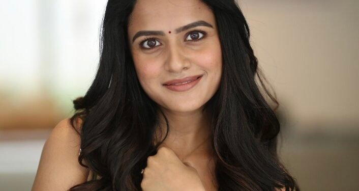 ‘ఎపిక్ – ఫస్ట్ సెమిస్టర్’ సినిమాను కుటుంబ ప్రేక్షకులు కూడా చూడొచ్చు.. ‘కడలి’ పాత్ర ప్రతి ఒక్కరిలోనూ ఉంటుంది: కథానాయిక వైష్ణవి చైతన్య
